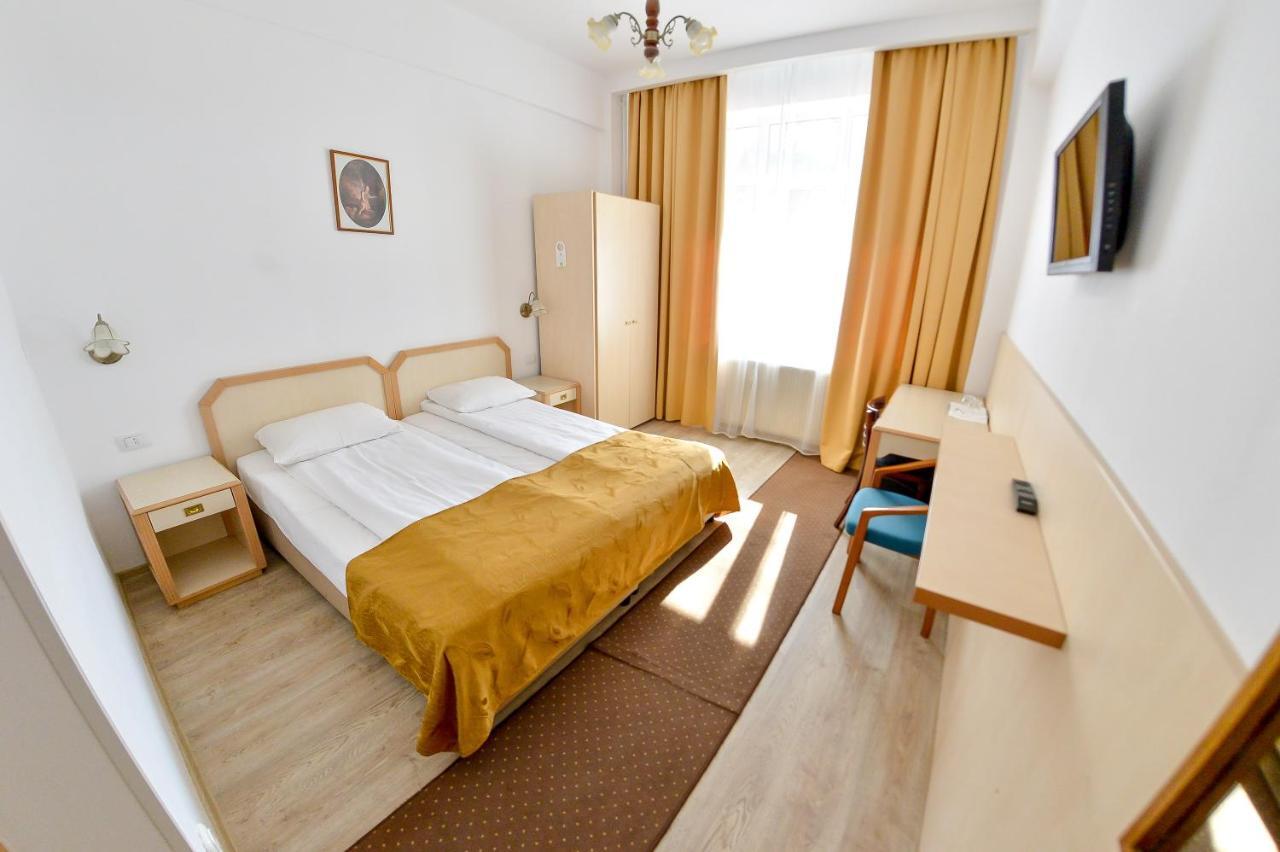 Hotel Gallant Sibiu Ngoại thất bức ảnh