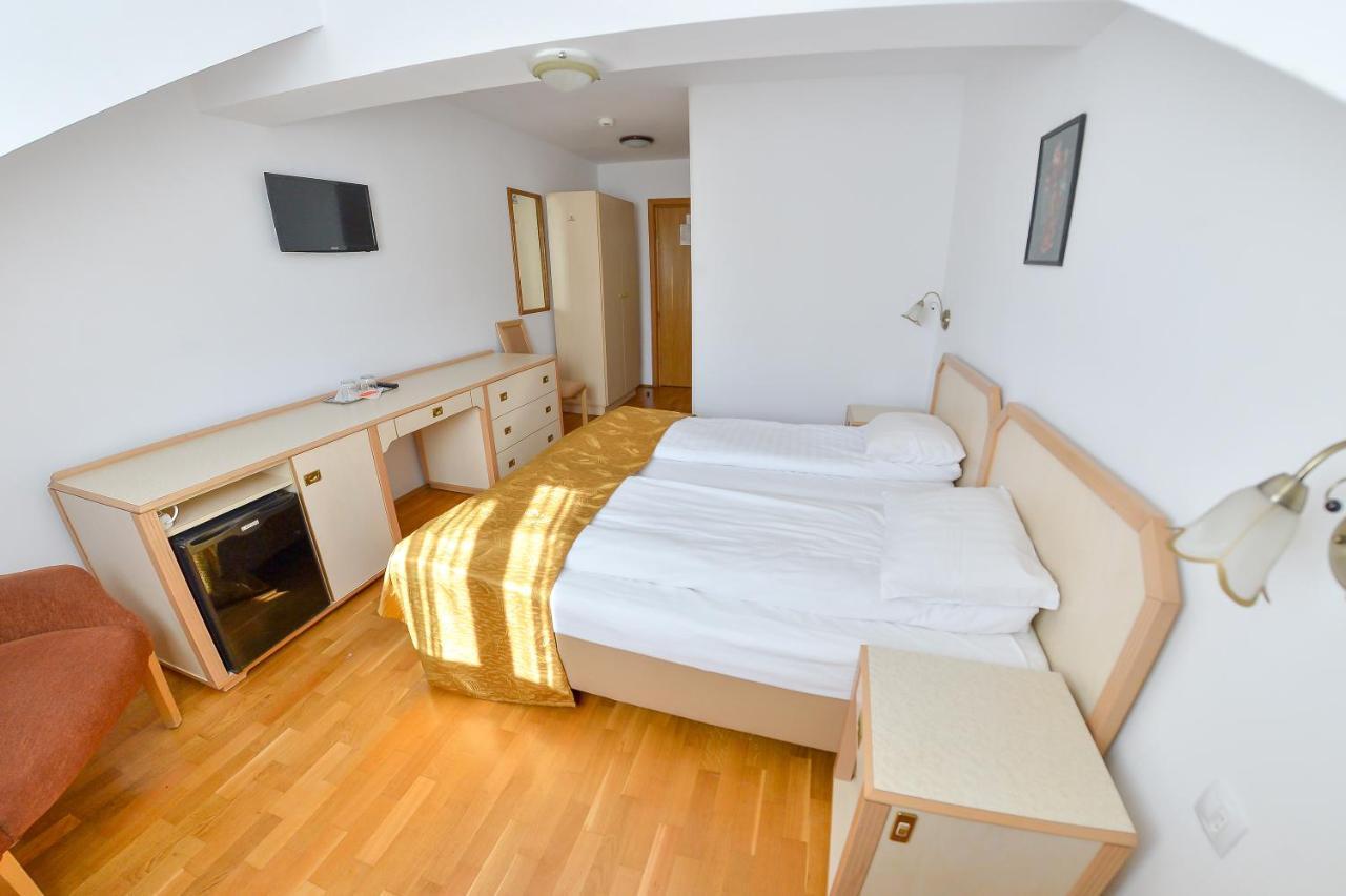 Hotel Gallant Sibiu Ngoại thất bức ảnh